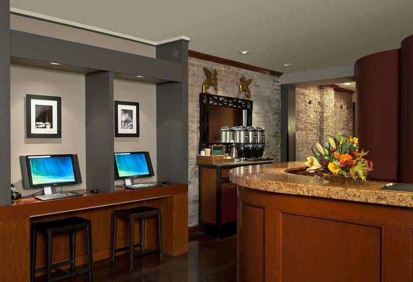 בית מלון כפרי Griffon