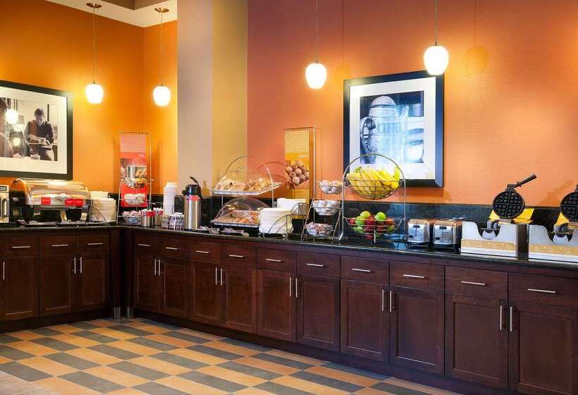 בית מלון כפרי Hampton Inn Alexandria/pentagon South