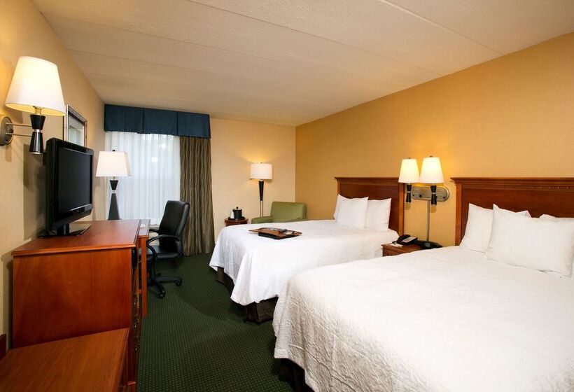 هتل Hampton Inn Alexandria/pentagon South