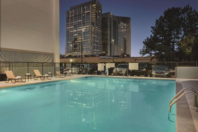 هتل Hampton Inn Atlantabuckhead