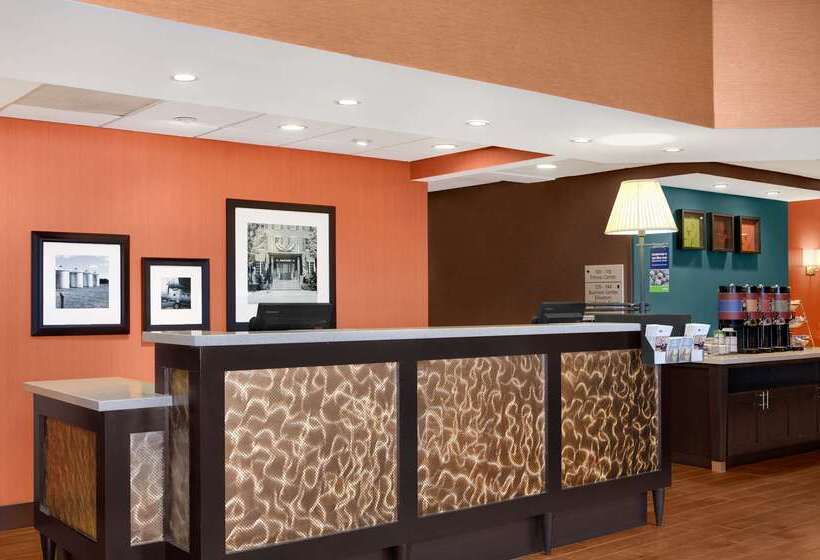 هتل Hampton Inn By Hilton Chicago Midway Airport