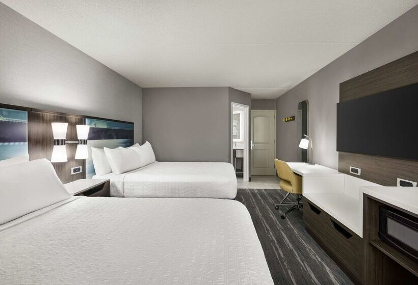 هتل Hampton Inn Chicagoo Hare International Airport