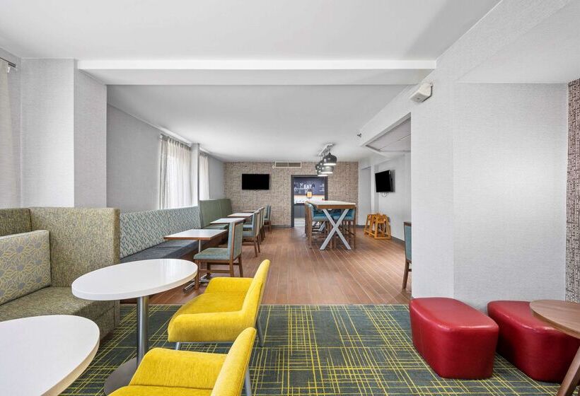 호텔 Hampton Inn Cleveland Westlake