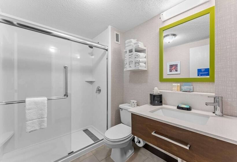 فندق Hampton Inn Cleveland Westlake