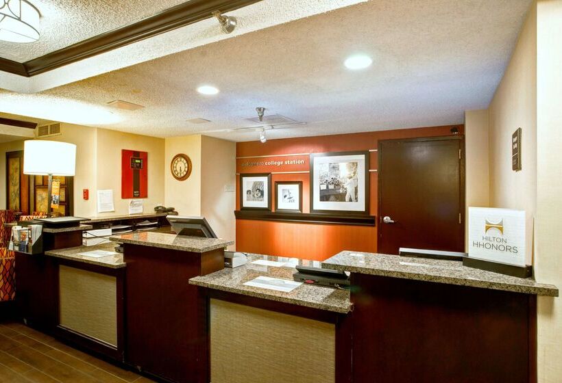 فندق Hampton Inn College Station