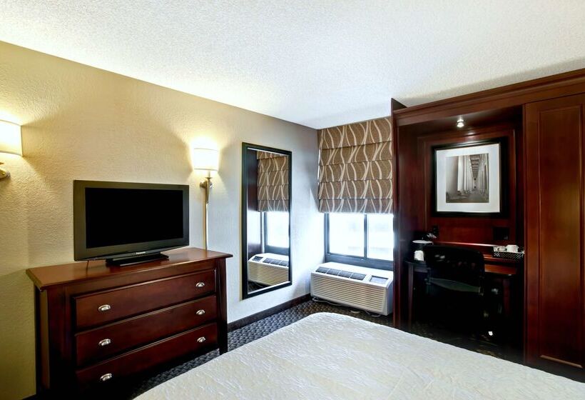 فندق Hampton Inn College Station