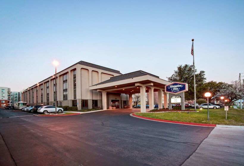 فندق Hampton Inn College Station