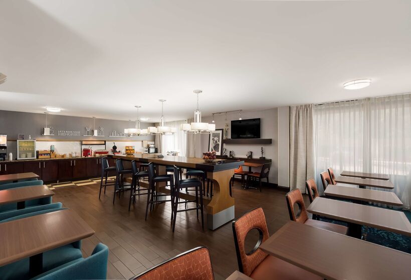 فندق Hampton Inn Columbia I26 Airport