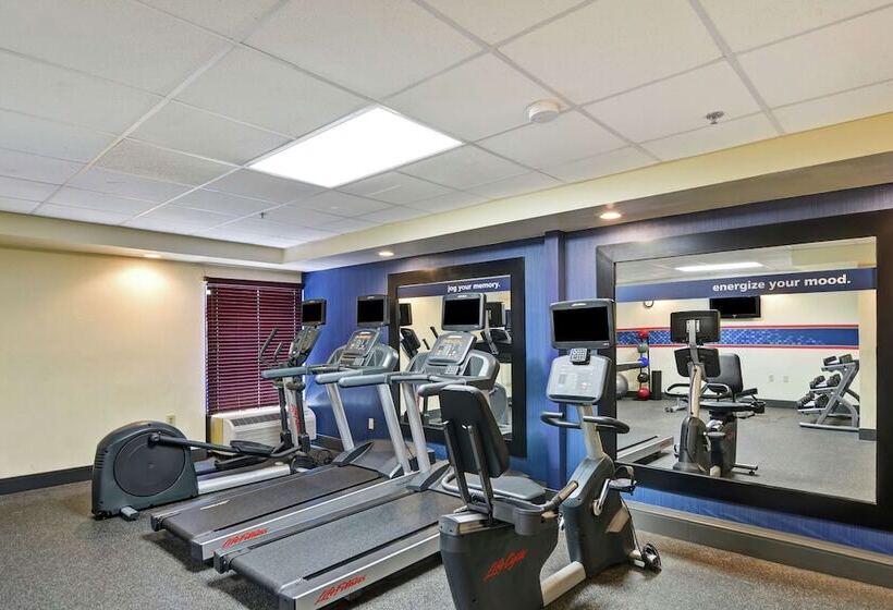 هتل Hampton Inn Columbia I26 Airport