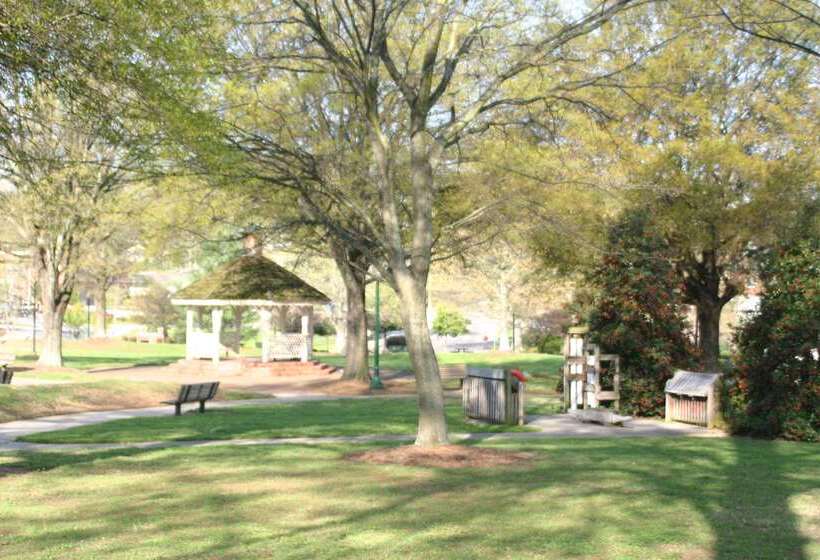 فندق Hampton Inn Dalton