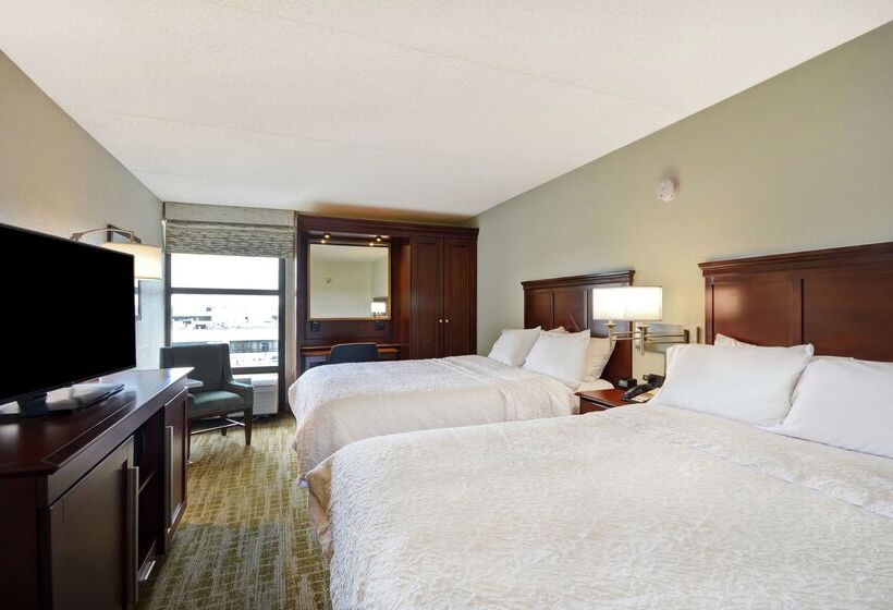 Отель Hampton Inn Detroit/madison Heights/south Troy