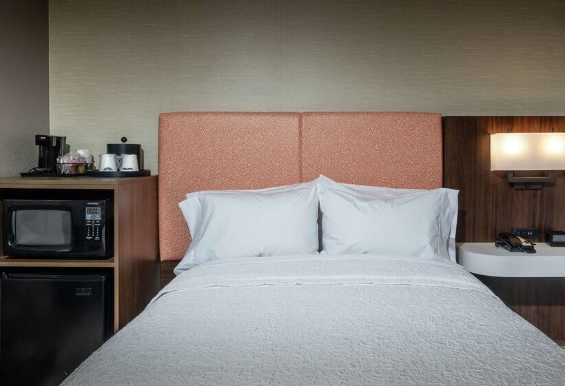 فندق Hampton Inn Fall River/westport