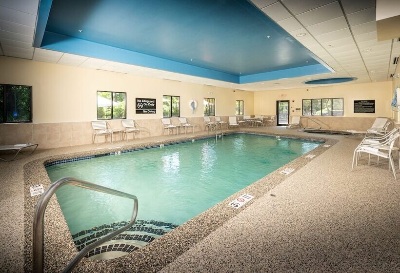 فندق Hampton Inn Fall River/westport