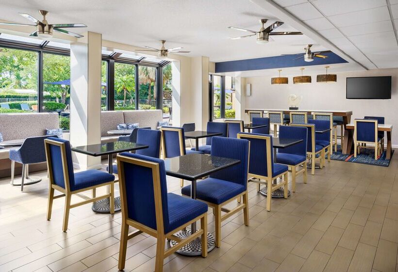 هتل Hampton Inn Ft. Lauderdalecypress Creek
