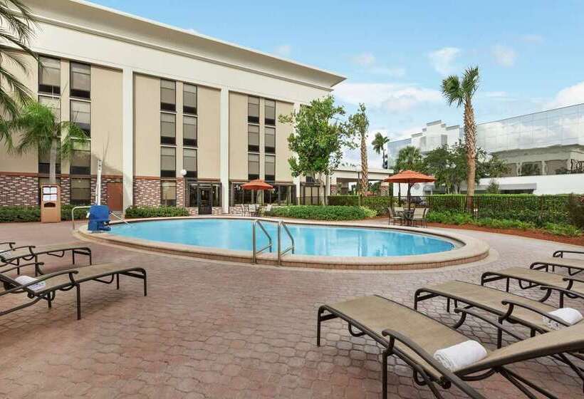 هتل Hampton Inn Ft. Lauderdalecypress Creek
