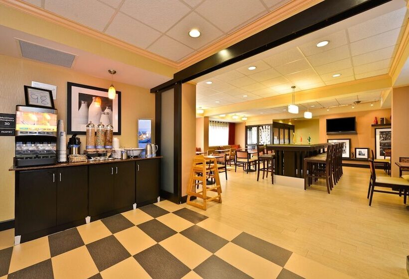 בית מלון כפרי Hampton Inn Greenville