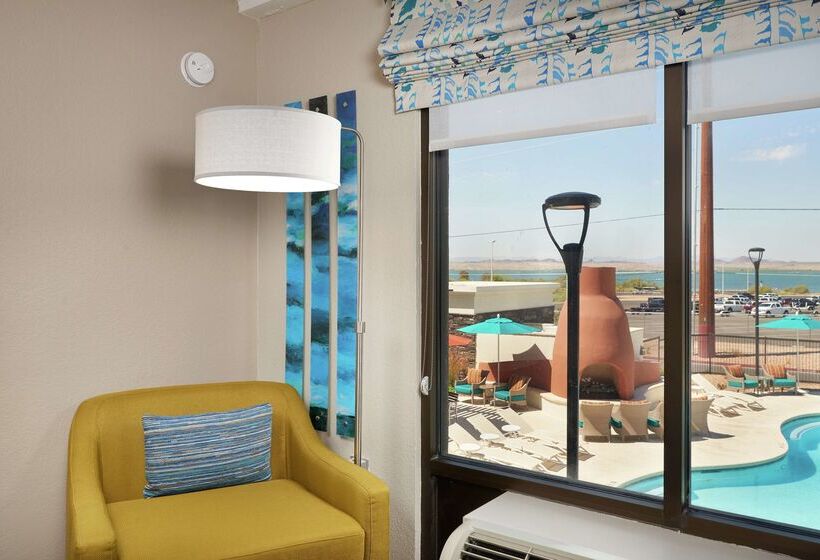 هتل Hampton Inn Lake Havasu City
