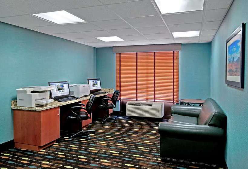 هتل Hampton Inn Lake Havasu City