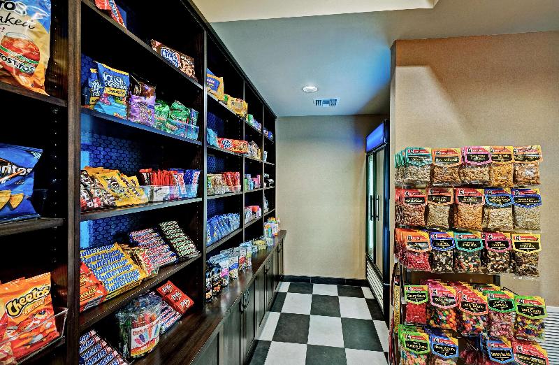 هتل Hampton Inn Lake Havasu City