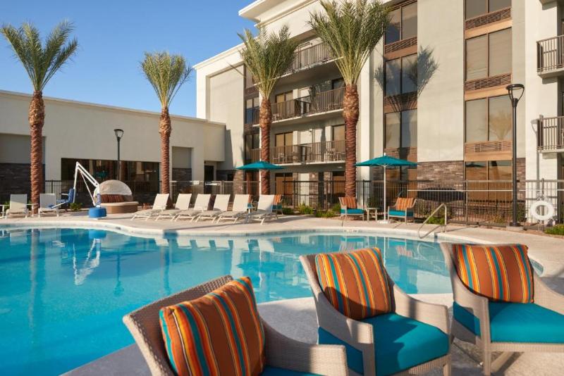 هتل Hampton Inn Lake Havasu City