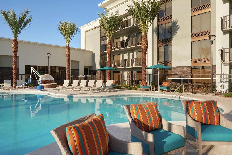 هتل Hampton Inn Lake Havasu City