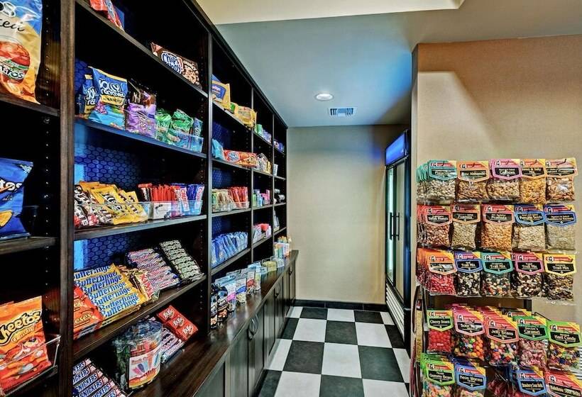 هتل Hampton Inn Lake Havasu City