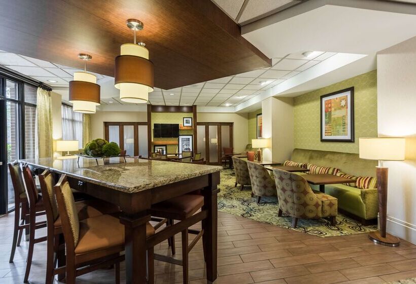 فندق Hampton Inn Meridian