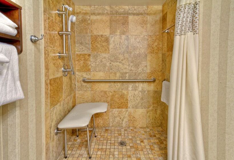 هتل Hampton Inn Nashville/vanderbilt