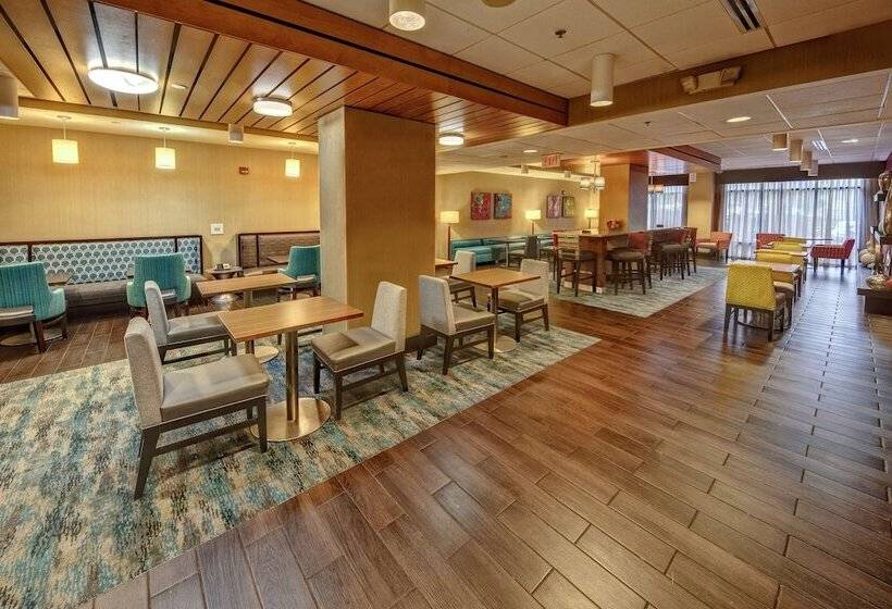 هتل Hampton Inn Nashville/vanderbilt
