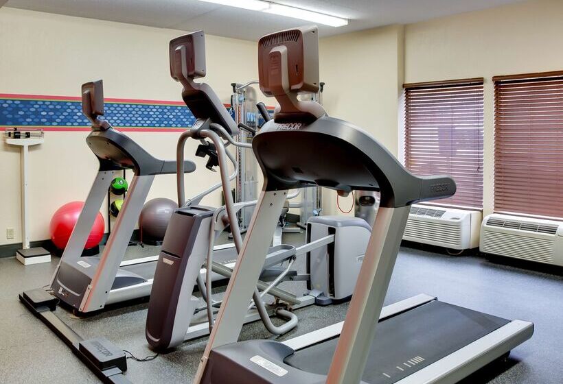 Отель Hampton Inn Pittsburgh/greentree