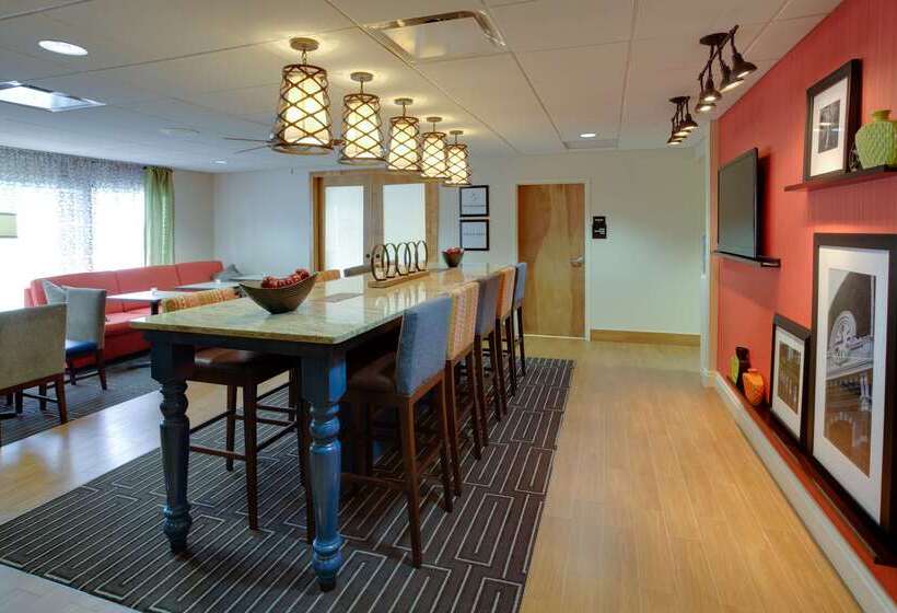 Отель Hampton Inn Pittsburgh/greentree