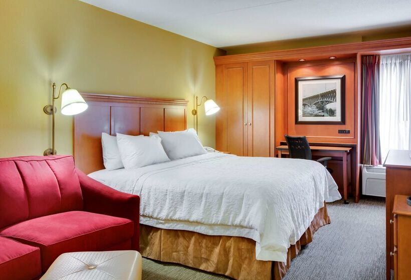 Отель Hampton Inn Pittsburgh/greentree