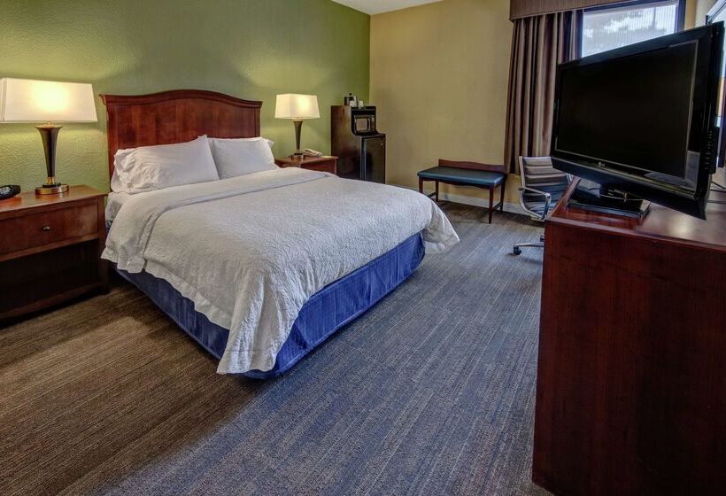 هتل Hampton Inn Raleigh/cary