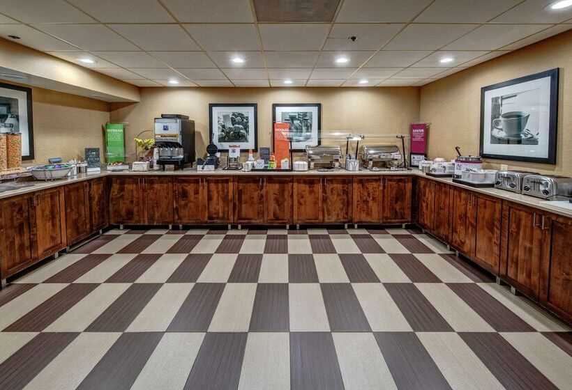 هتل Hampton Inn Raleigh/cary