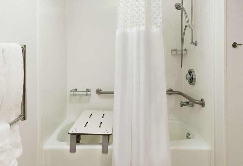 هتل Hampton Inn Raleigh/cary