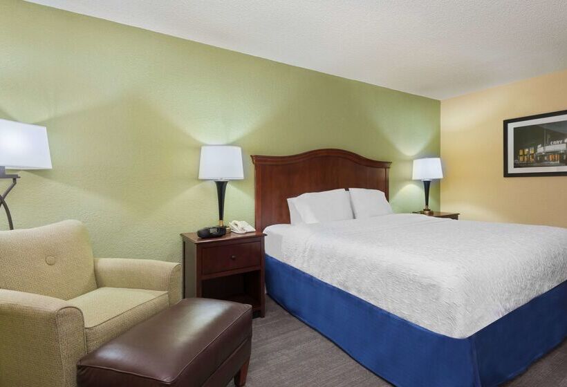 هتل Hampton Inn Raleigh/cary