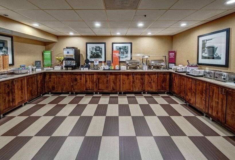 هتل Hampton Inn Raleigh/cary