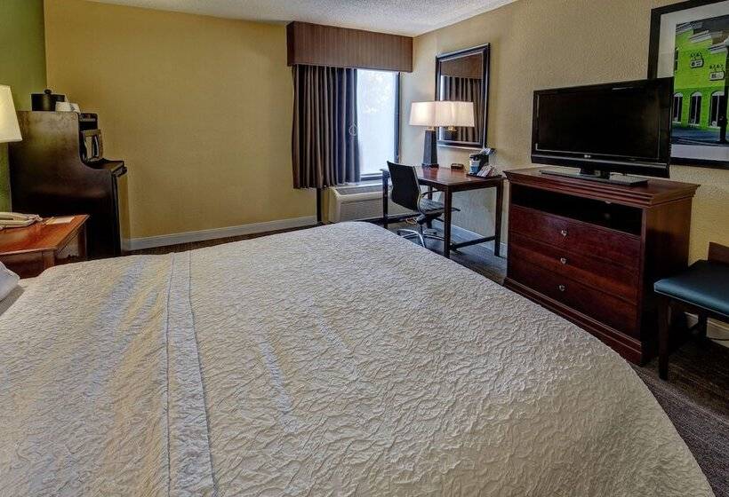 هتل Hampton Inn Raleigh/cary