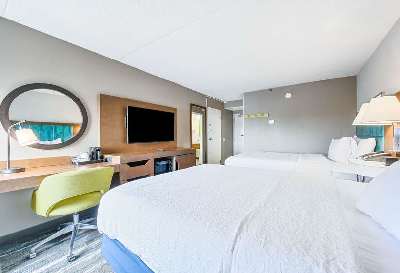 فندق Hampton Inn St. Louis/westport