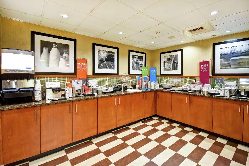 هتل Hampton Inn St. Louis/westport