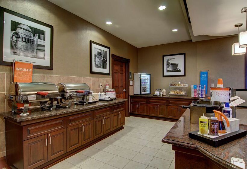 Отель Hampton Inn & Suites Washingtondulles International Airport