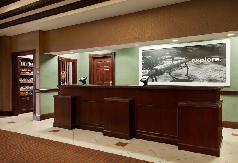 Отель Hampton Inn & Suites Washingtondulles International Airport
