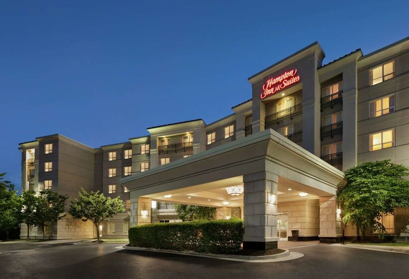 Отель Hampton Inn & Suites Washingtondulles International Airport