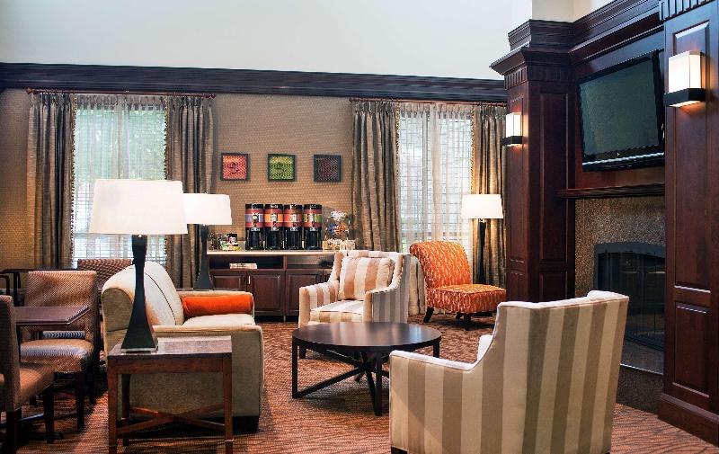 Отель Hampton Inn & Suites Washingtondulles International Airport