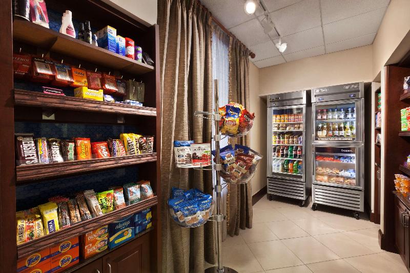 Отель Hampton Inn & Suites Washingtondulles International Airport