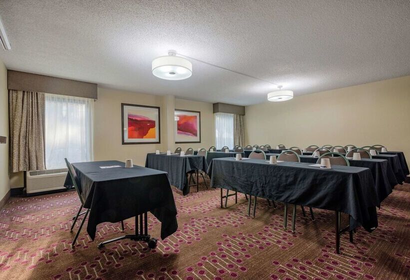 فندق Hampton Inn Tampainternational Airport/westshore