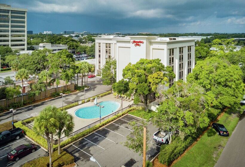 فندق Hampton Inn Tampainternational Airport/westshore
