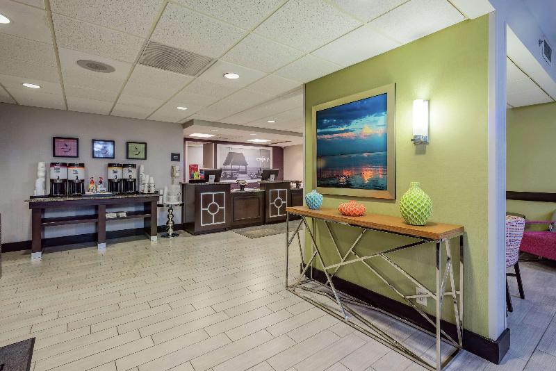 فندق Hampton Inn Tampainternational Airport/westshore