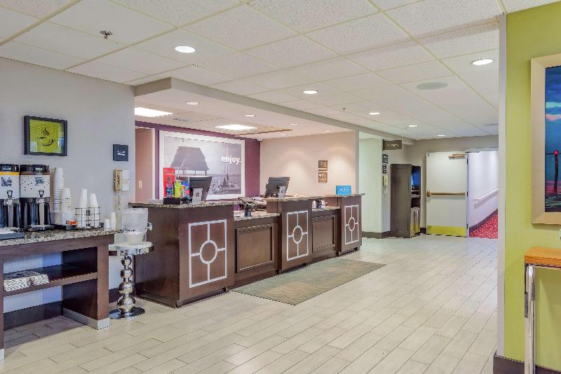 فندق Hampton Inn Tampainternational Airport/westshore