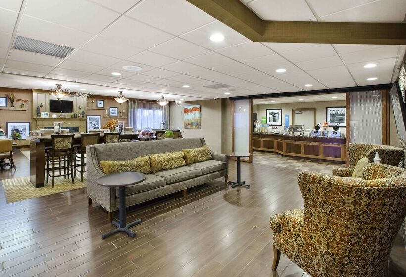 هتل Hampton Inn Toledo South/maumee